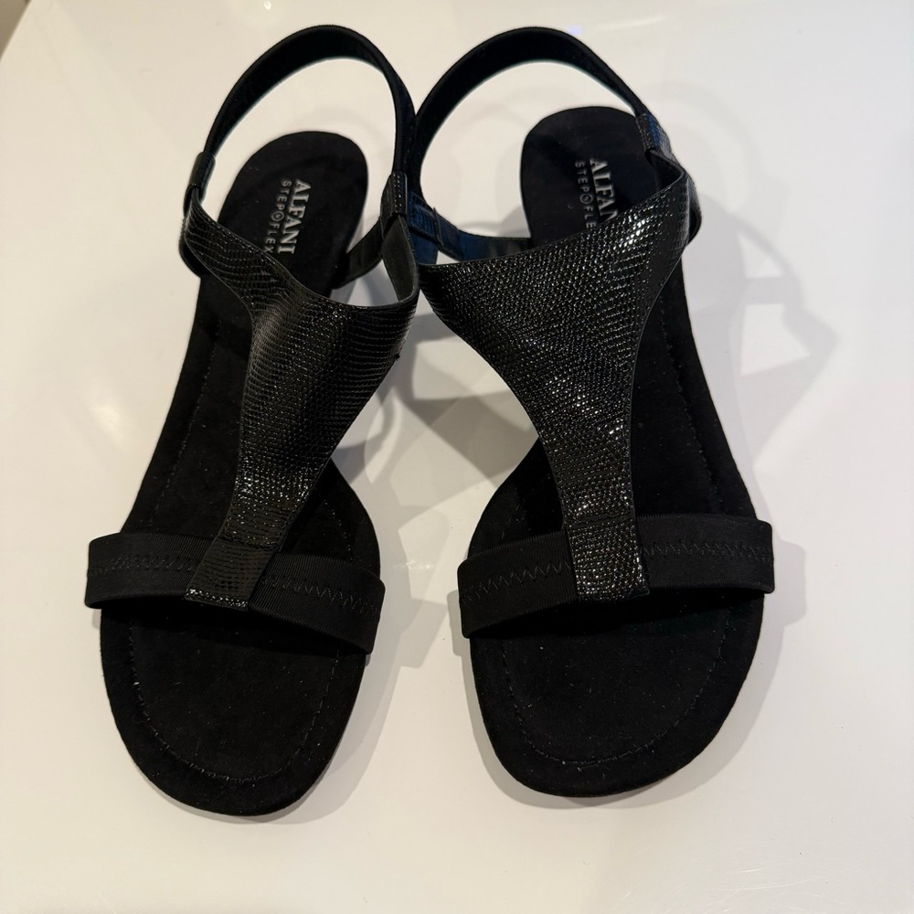 Alfani Step Flex Black Sandals with Open-Toe Design and Adjustable Straps 9W New